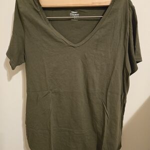 Old Navy Dark Green V-Neck Tee